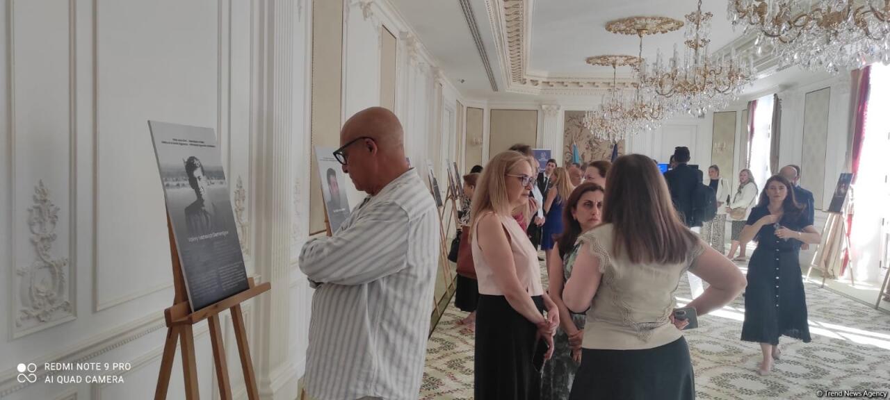 Несмотря на искусственные препятствия, Baku Network смог впервые организовать выставку, посвящённую памяти азербайджанских журналистов-шехидов