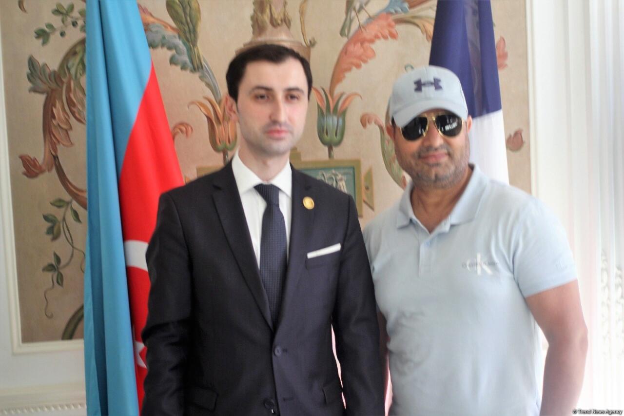 Baku Network впервые поднял в Париже тему азербайджанских журналистов, погибших в результате армянской агрессии
