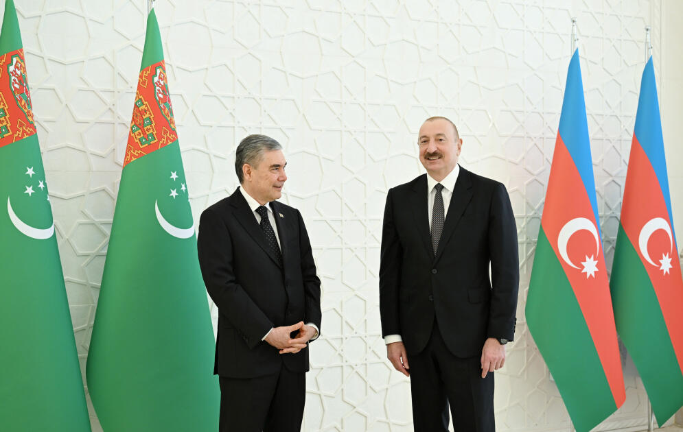 Prezidenti İlham Əliyevin Türkmənistan Xalq Məsləhətinin sədri Qurbanqulu Berdiməhəmmədov ilə görüşü olub
