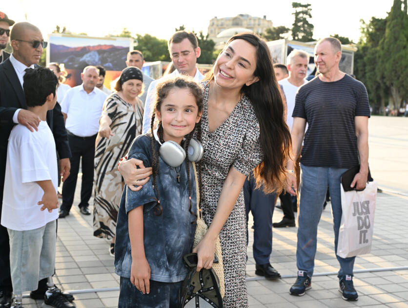 Heydər Əliyev Fondunun vitse-prezidenti Leyla Əliyeva Azərbaycanda təbiətin mühafizəsinin 100 illiyinə həsr olunmuş fotosərginin açılışında iştirak edib