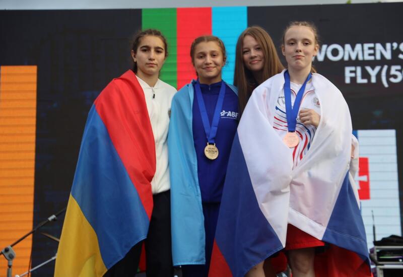 Азербайджанкская боксерша стала чемпионкой Европы, победив соперницу из Армении
