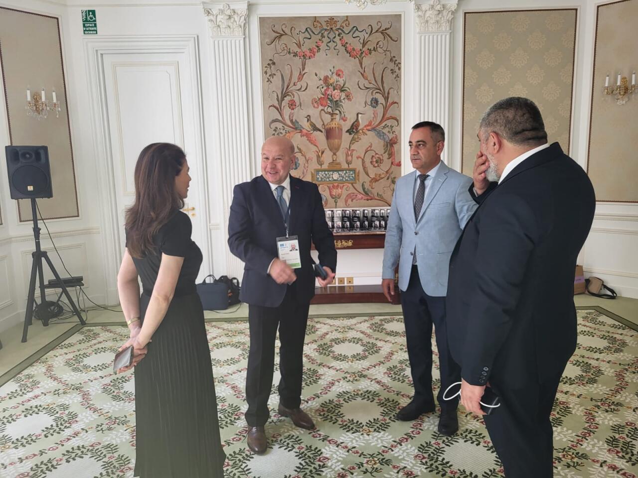Baku Network впервые поднял в Париже тему азербайджанских журналистов, погибших в результате армянской агрессии