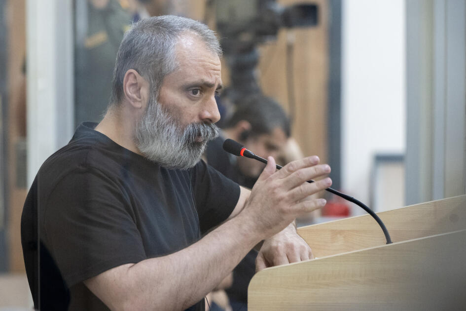Ermənistan silahlı qüvvələri tərəfindən əsir və girov götürülmüş, xəsarətlər almış zərərçəkmişlər məhkəmədə ifadə veriblər