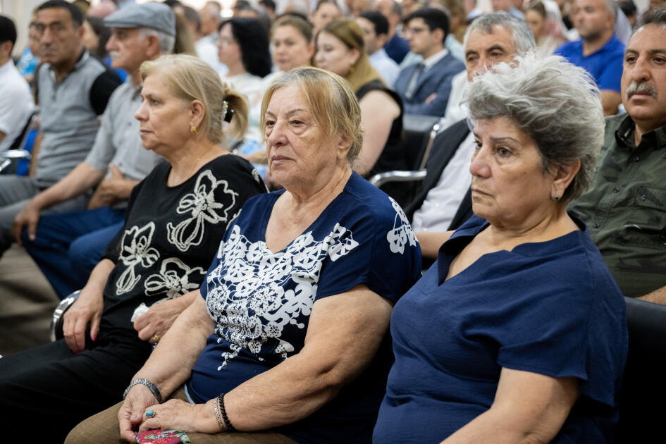 Ermənistan silahlı qüvvələri tərəfindən əsir və girov götürülmüş, xəsarətlər almış zərərçəkmişlər məhkəmədə ifadə veriblər