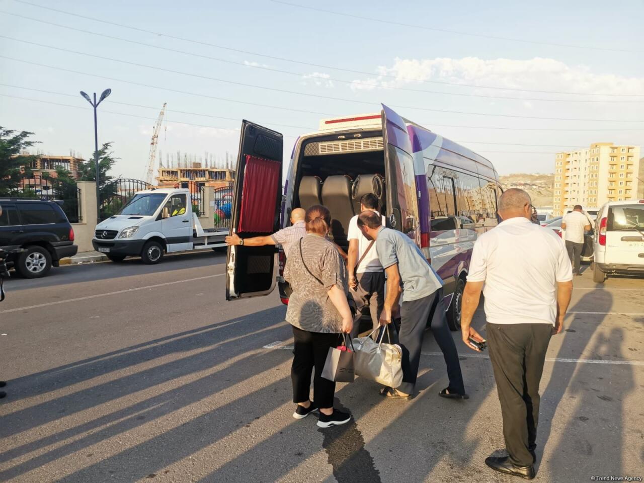 В село Кенгерли возвращается очередная группа бывших вынужденных переселенцев