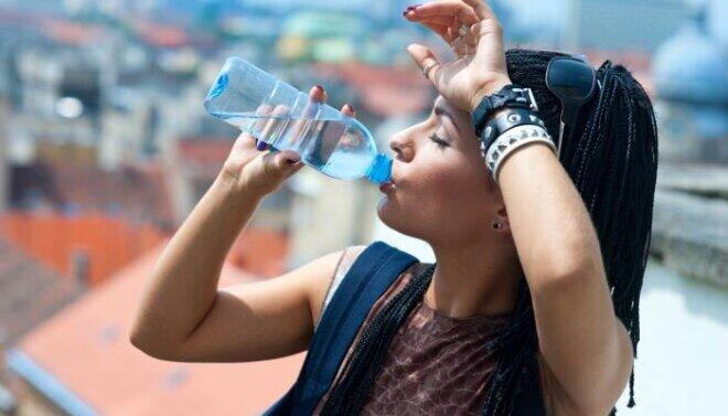 Vročinski val v Bakuju in na Abšeronskem polotoku dosegel 39 stopinj Celzija