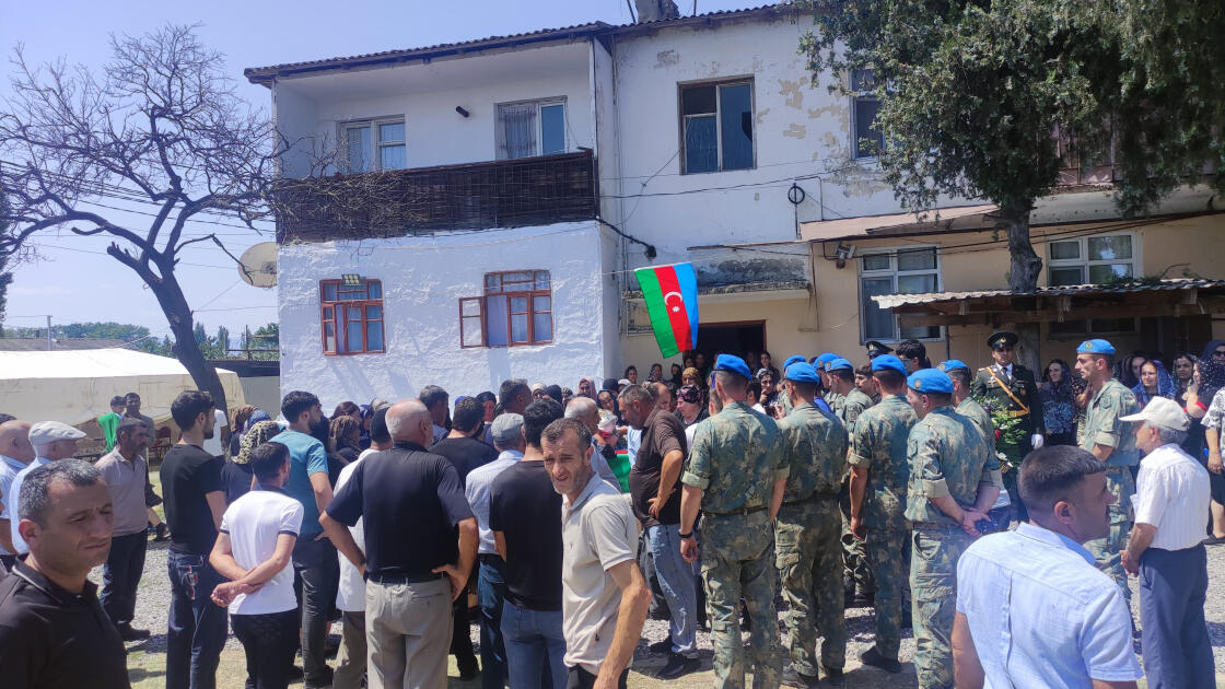 Otuz bir il əvvəl şəhidlik zirvəsinə ucalan döyüşçü Xaçmazda dəfn olunub