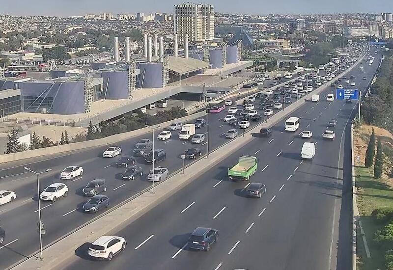 Paytaxtın bir sıra yollarında tıxac var