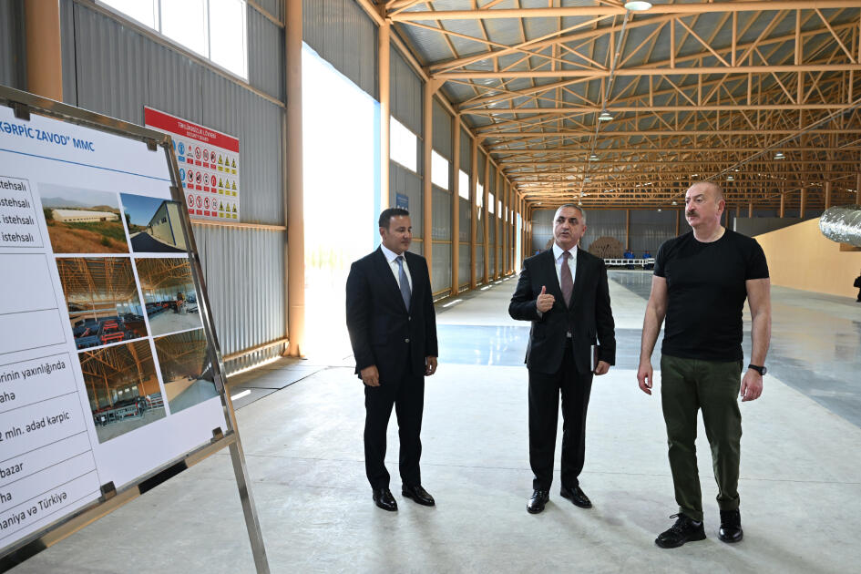 Президент Ильхам Алиев принял участие в открытии Ходжалинского кирпичного завода