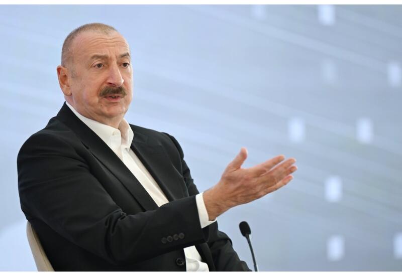 Президент Ильхам Алиев ответил на вопрос об инциденте с самолетом авиакомпании AZAL