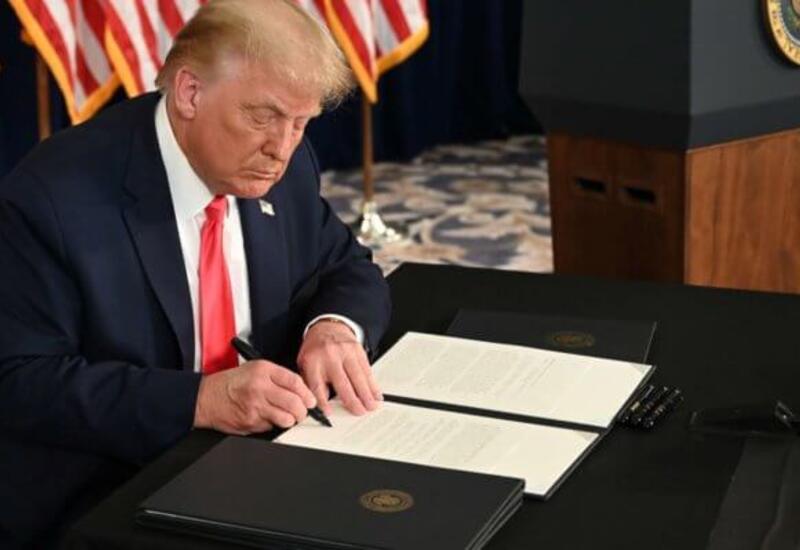 Трамп подписал закон о стейблкоинах