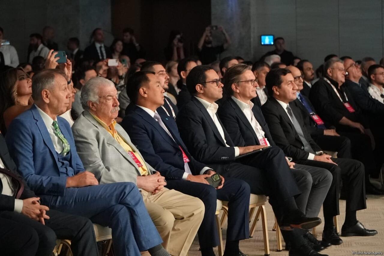 3-cü Şuşa Qlobal Media Forumu işinə davam edir