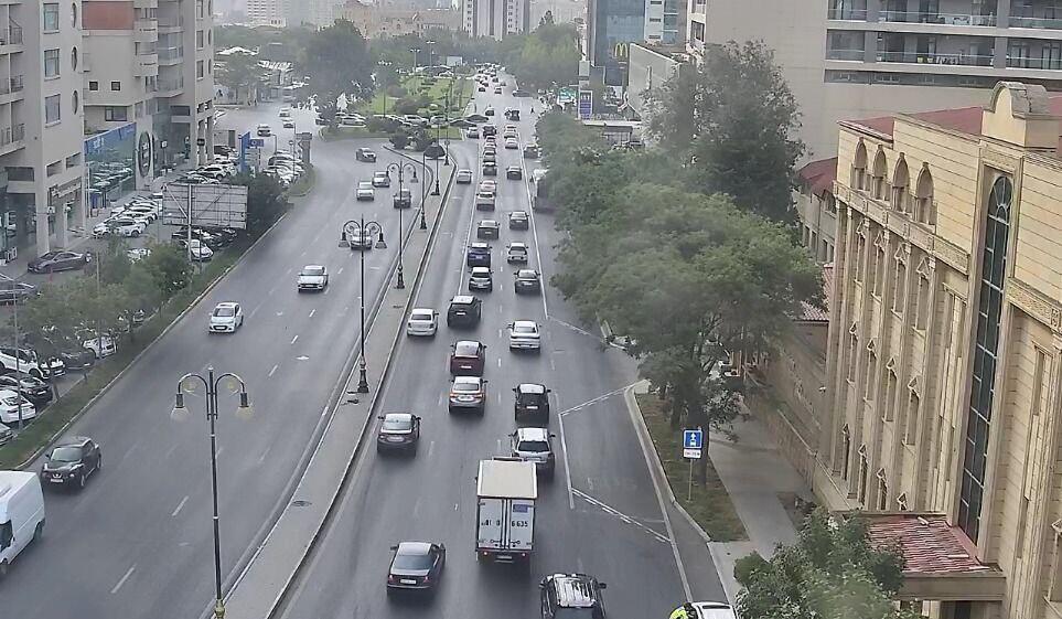 Paytaxtın bir sıra yollarında tıxac var