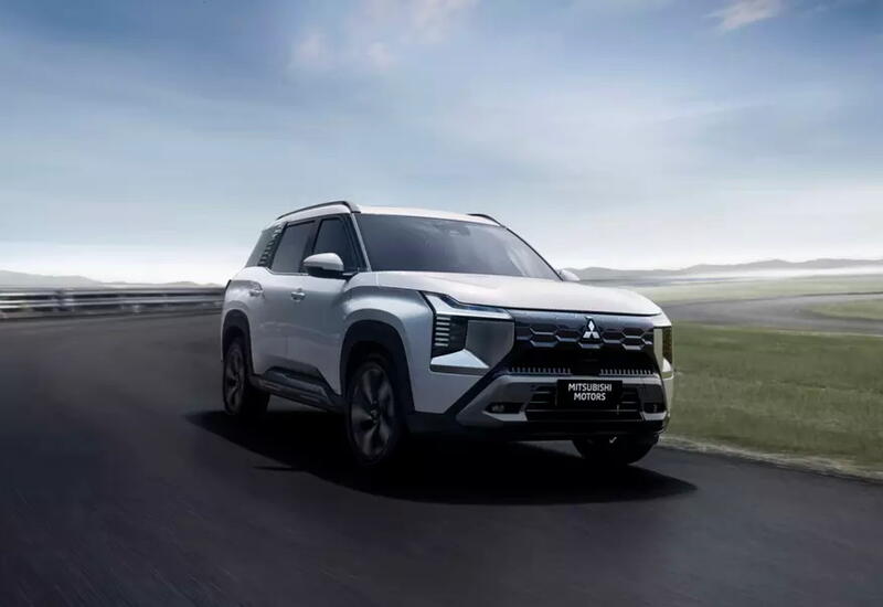 У Mitsubishi появился еще один семиместный кроссовер