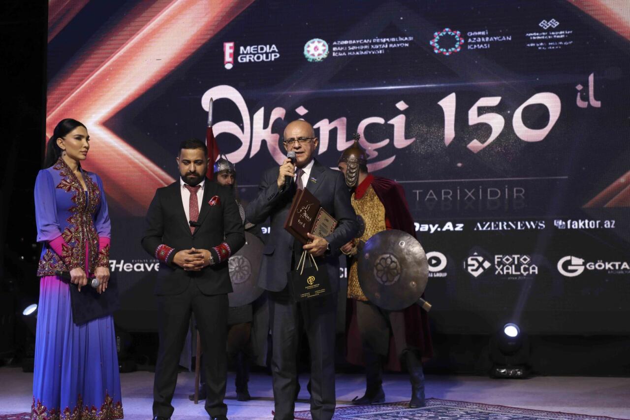 Состоялось мероприятие на темы "Экинчи - 150 лет: Слово нашей истории" и "Ковры расскажут историю Западного Азербайджана"