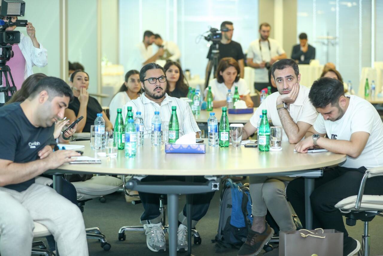 SOFAZ провел тренинг для представителей СМИ