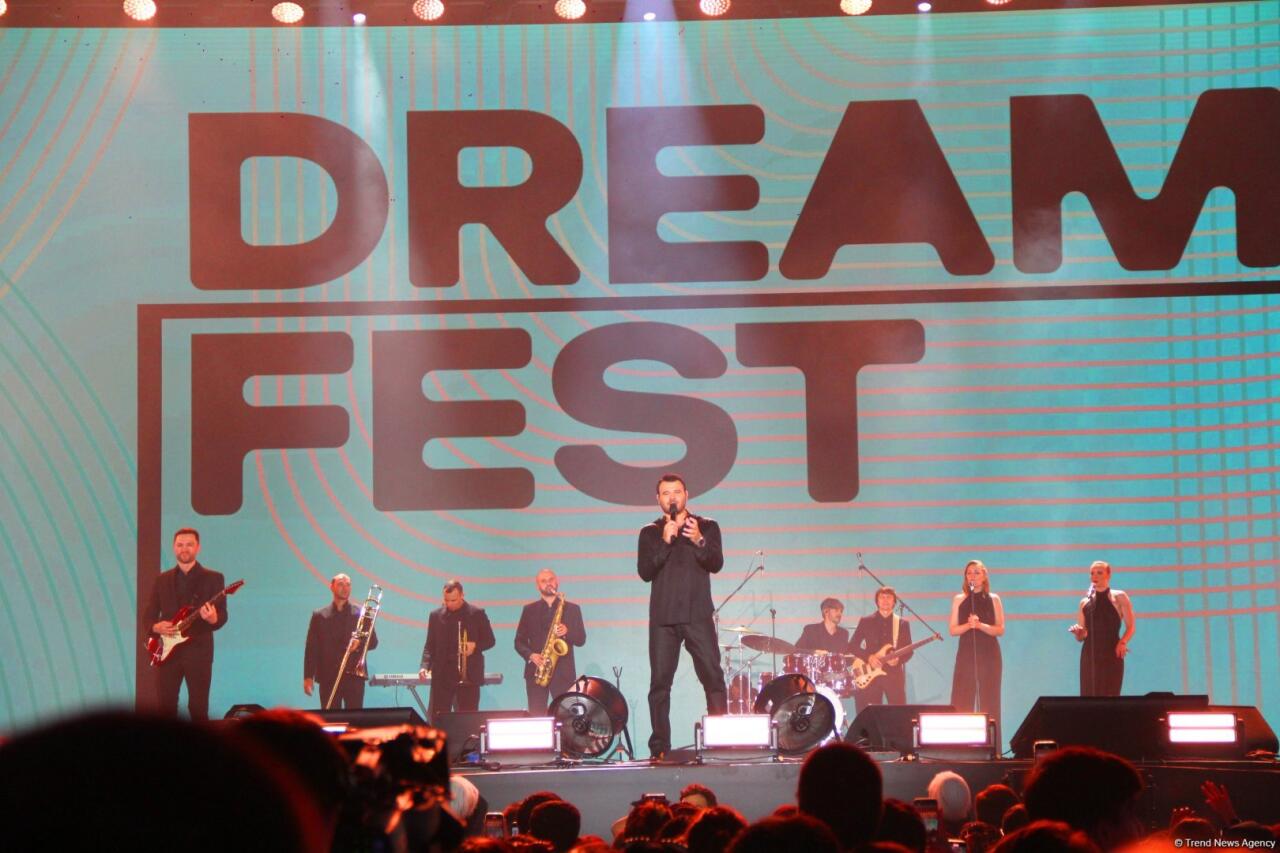 В Баку состоялось феерическое открытие Dream Fest