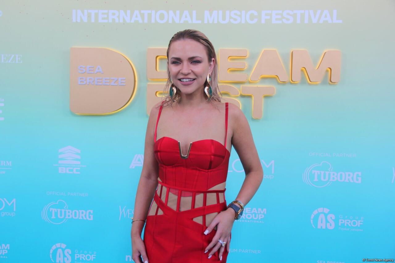 Бирюзовая магия на берегу Каспия: второй день Dream Fest 2025 в Баку