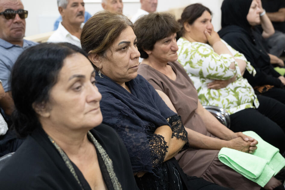 Ermənistan silahlı qüvvələrinin hücumları nəticəsində yaralanmış, mülklərini itirmiş, əsirlikdə və girovluqda olmuş zərərçəkmiş şəxslər məhkəmədə ifadə veriblər