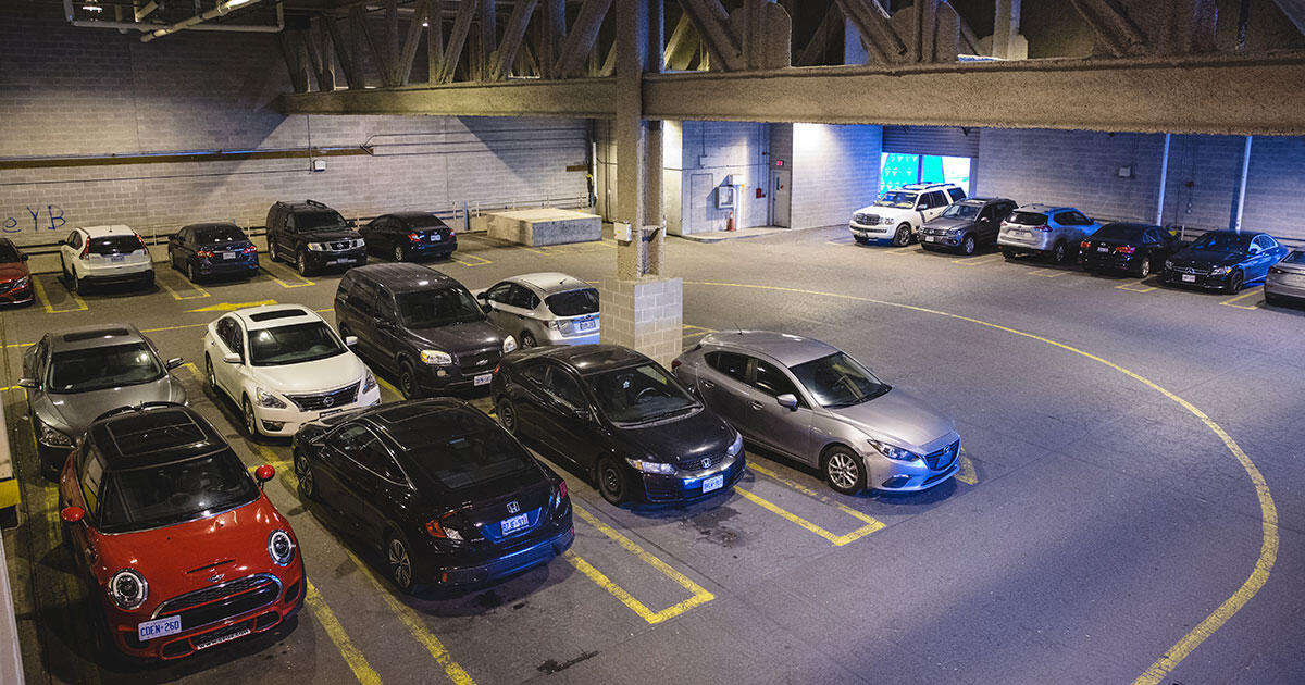 Pod «İçərişəhər» bodo zgradili podzemno parkirišče