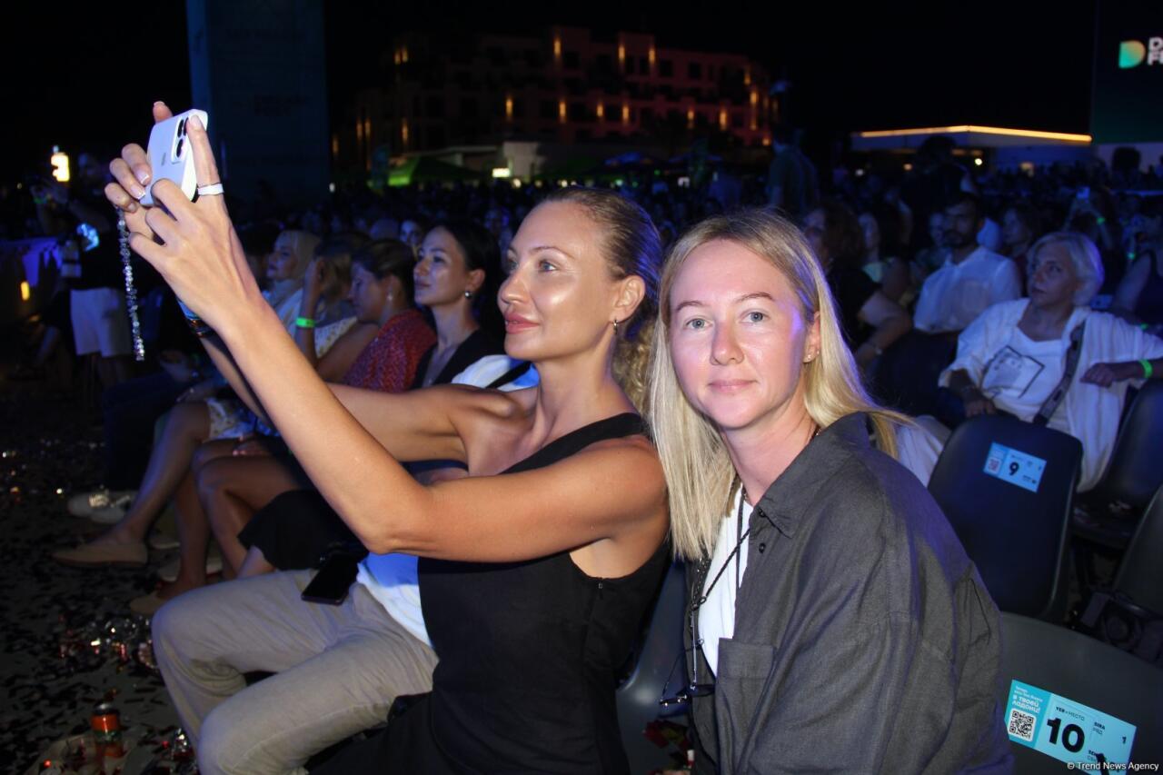 Dream Fest 2025 в Баку подарил зрителям вечер в честь Муслима Магомаева, концерты Blue и Emin
