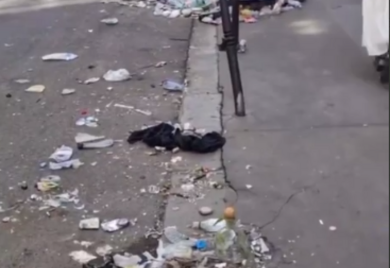 Париж утопает в грязи