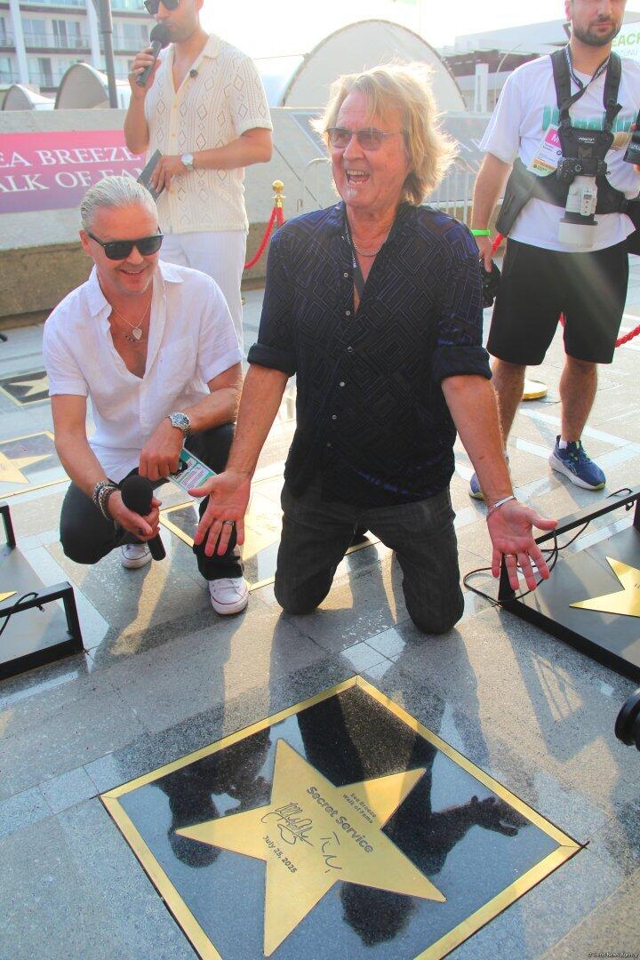 Сразу пять звезд-легенд 80-90-х зажглись на Walk of Fame в Баку