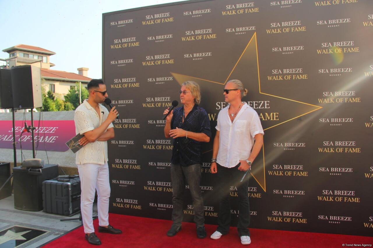 Сразу пять звезд-легенд 80-90-х зажглись на Walk of Fame в Баку