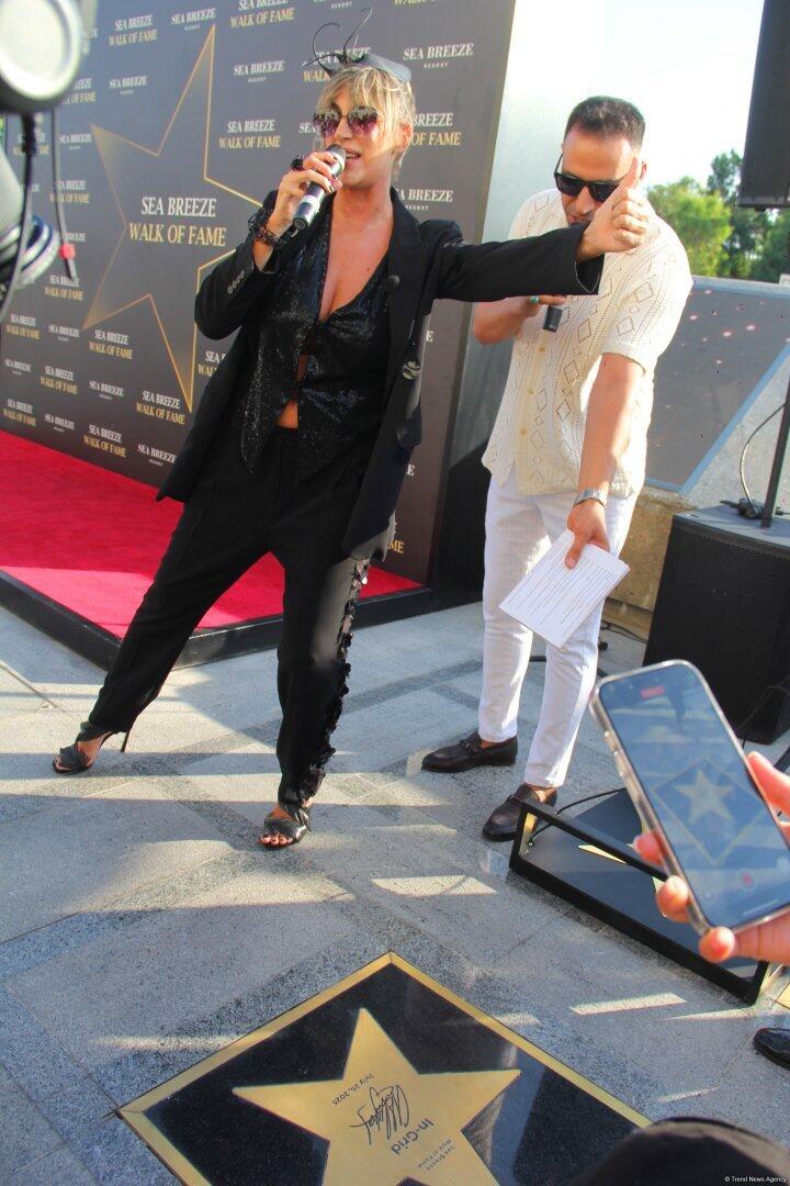 Сразу пять звезд-легенд 80-90-х зажглись на Walk of Fame в Баку