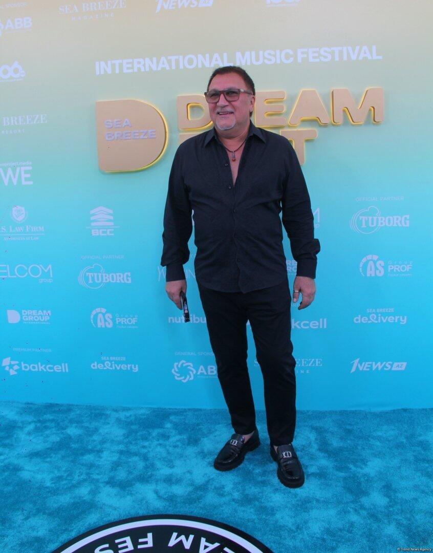 Финальный аккорд Dream Fest 2025 в Баку – звезды современной молодежи на бирюзовой дорожке