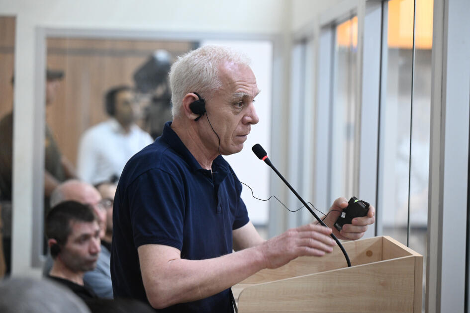 Ermənistan silahlı qüvvələrinin hücumları nəticəsində yaralanmış, əsirlikdə və girovluqda işgəncələrə məruz qalmış, mina qurbanı olmuş şəxslər məhkəmədə ifadə veriblər