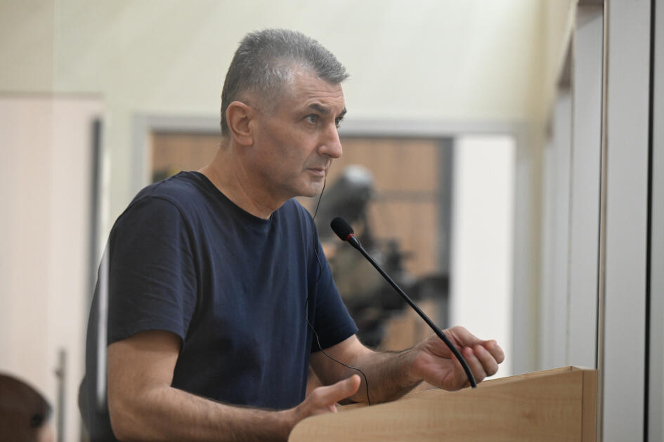 Ermənistan silahlı qüvvələrinin hücumları nəticəsində yaralanmış, əsirlikdə və girovluqda işgəncələrə məruz qalmış, mina qurbanı olmuş şəxslər məhkəmədə ifadə veriblər
