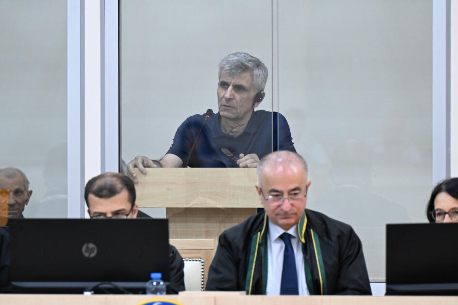 Ermənistan silahlı qüvvələrinin hücumları nəticəsində yaralanmış, əsirlikdə və girovluqda işgəncələrə məruz qalmış, mina qurbanı olmuş şəxslər məhkəmədə ifadə veriblər