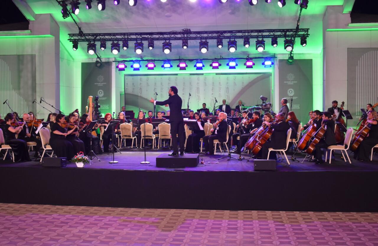 XIV Qəbələ Beynəlxalq Musiqi Festivalı başa çatıb