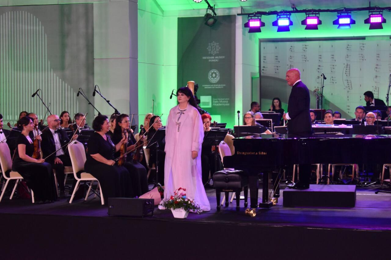 XIV Qəbələ Beynəlxalq Musiqi Festivalı başa çatıb