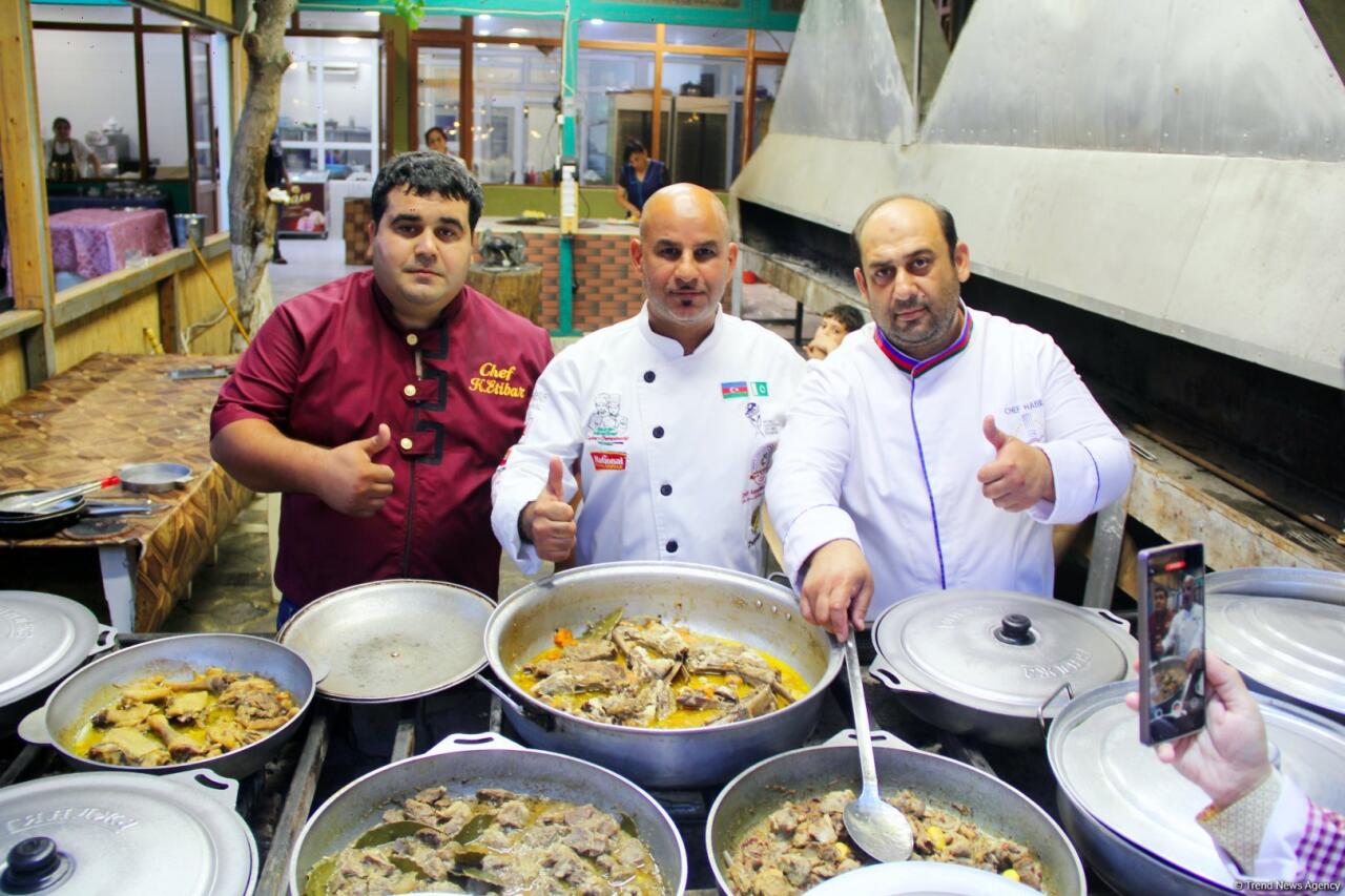 В Şuşa Qalası состоялась презентация блюд карабахской кухни для гостей Pastry & Bakery Chefs Baku Cup 2025