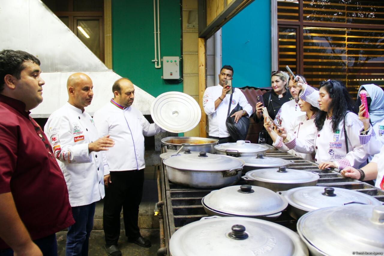 В Şuşa Qalası состоялась презентация блюд карабахской кухни для гостей Pastry & Bakery Chefs Baku Cup 2025