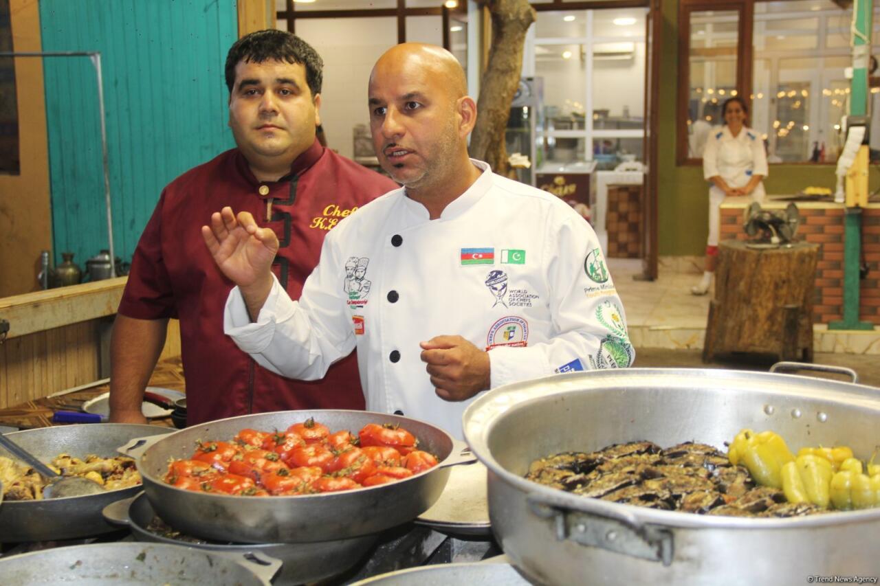 В Şuşa Qalası состоялась презентация блюд карабахской кухни для гостей Pastry & Bakery Chefs Baku Cup 2025