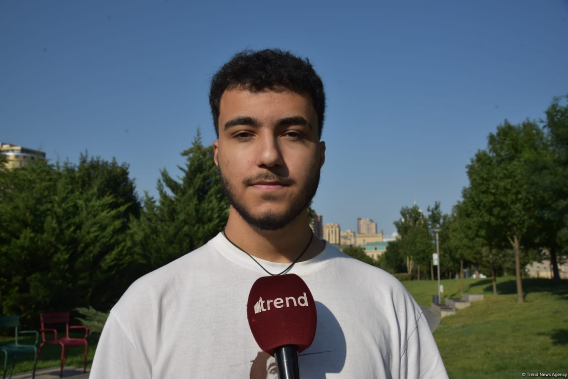 Sovetskinin yerində “yaşıl” ümid - Bakı sakinləri Mərkəzi Parkla bağlı fikirlərini bölüşür