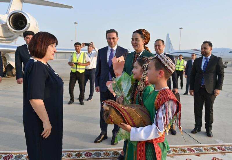 Сахиба Гафарова в Туркменистане