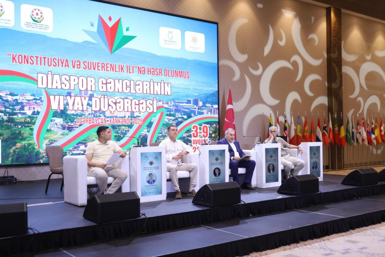 Diaspor Gənclərinin VI Yay Düşərgəsində “Konstitusiya və Suverenlik” mövzusunda panel təşkil olunub