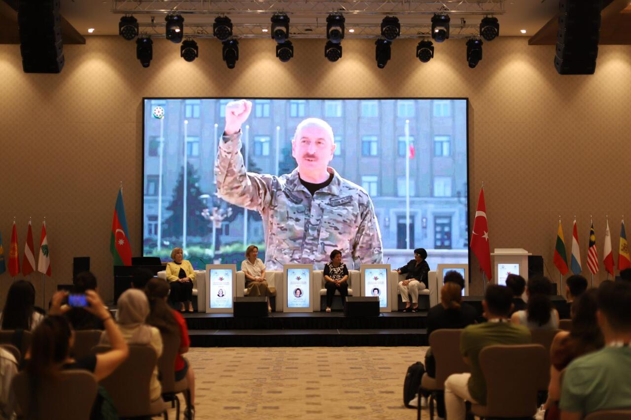 Панельная дискуссия "Ханкенди" в летнем лагере диаспорской молодежи вызвала большой интерес