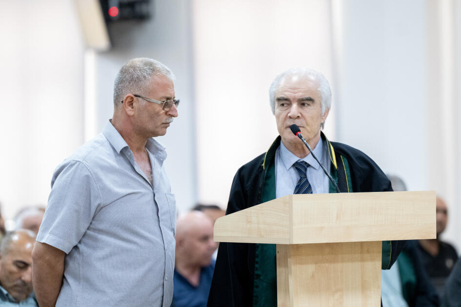 Ermənistan silahlı qüvvələrinin hücumları nəticəsində doğmaları itkin düşmüş, yaralanmış, mina qurbanı olmuş, əsirlikdə işgəncələrə məruz qalmış şəxslər məhkəmədə ifadə veriblər