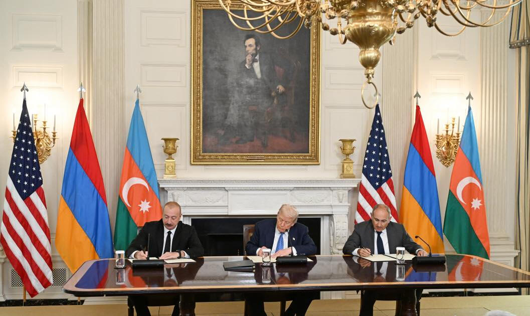 Первый вице-президент Мехрибан Алиева поделилась публикацией в связи со встречей Президента Ильхама Алиева с Дональдом Трампом и Николом Пашиняном в Вашингтоне