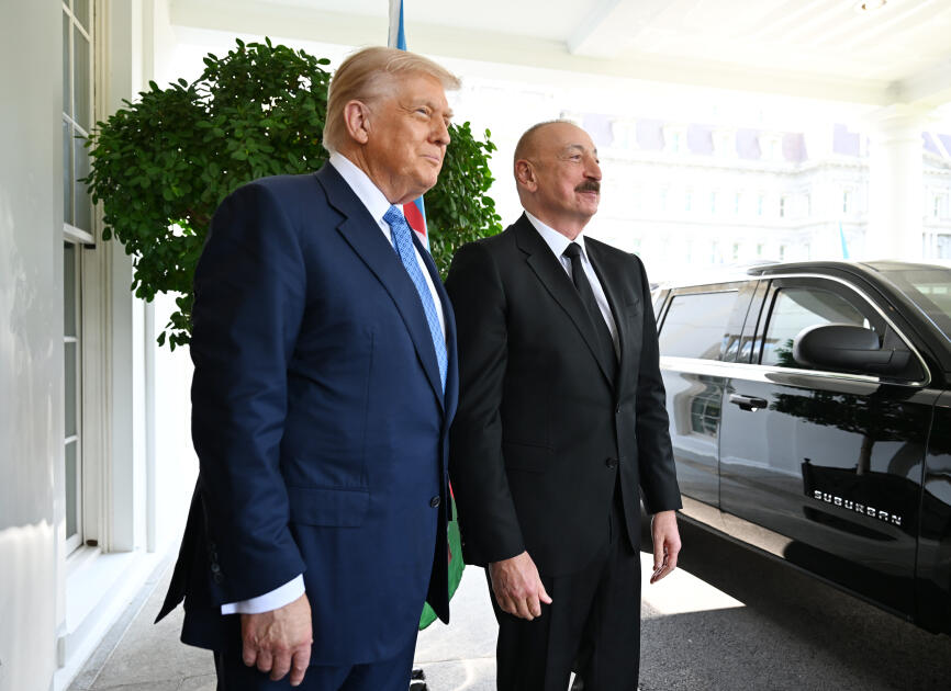 Президент Ильхам Алиев прибыл в Белый Дом