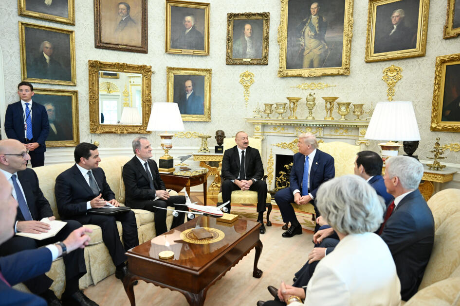 Президент Ильхам Алиев прибыл в Белый Дом