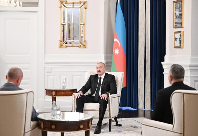Prezident İlham Əliyev: Prezident Trampla görüşümüz çox səmimi şəkildə, dostluq şəraitində keçdi