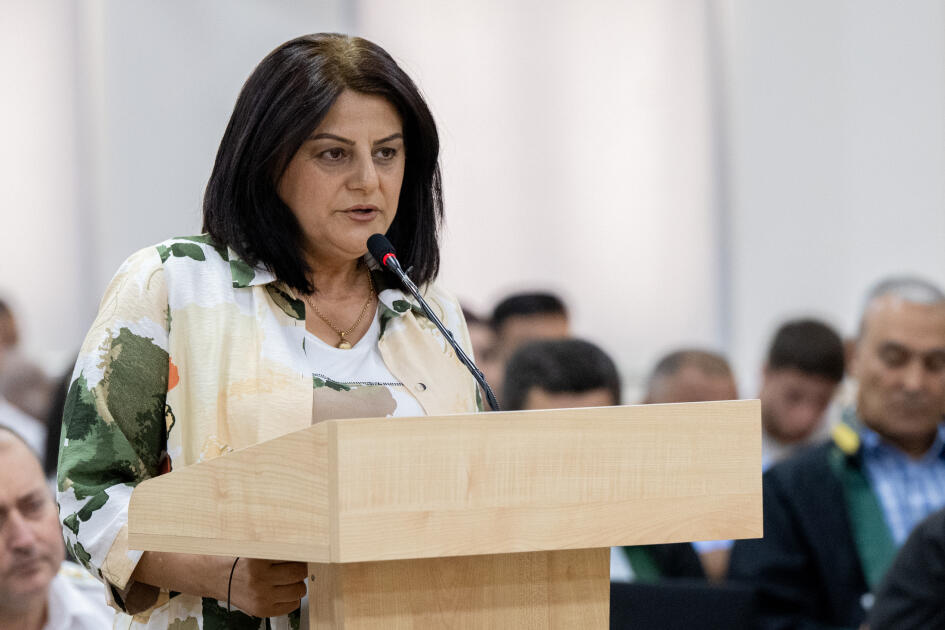 Ermənistan silahlı qüvvələrinin hücumları nəticəsində doğmaları öldürülmüş, yaralanmış, mina qurbanı olmuş, əsirlikdə və girovluqda işgəncələrə məruz qalmış şəxslər məhkəmədə ifadə veriblər