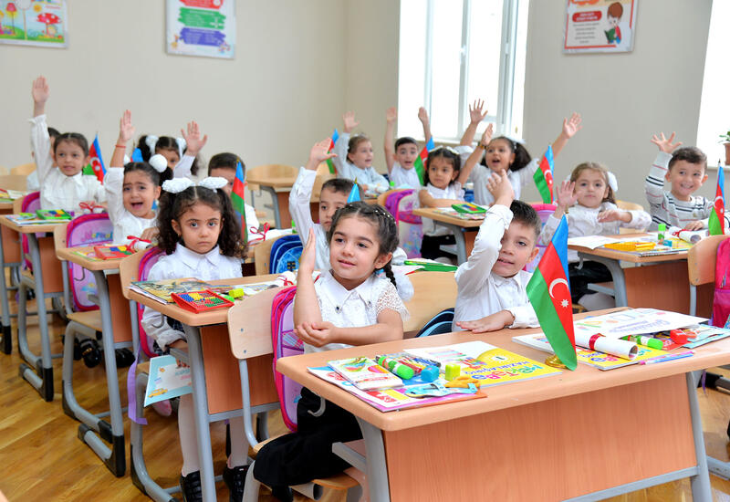 Paytaxt məktəbləri üzrə 4 063 şagirdin yerdəyişmə sorğusu yerləşdirilib