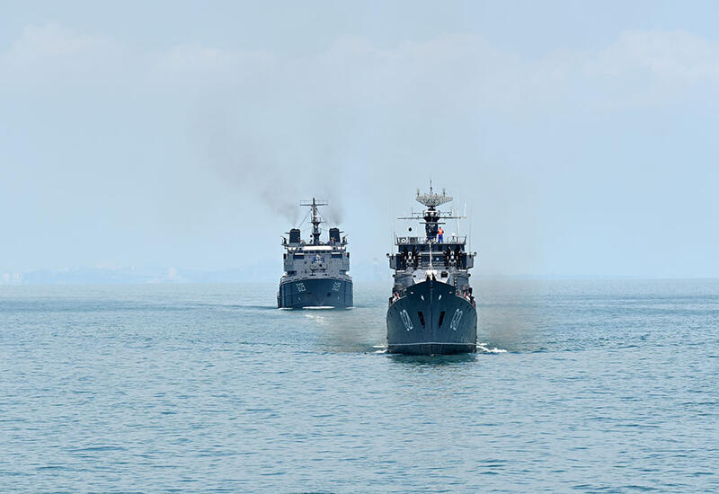 Тактические учения с боевой стрельбой в ВМС Азербайджана
